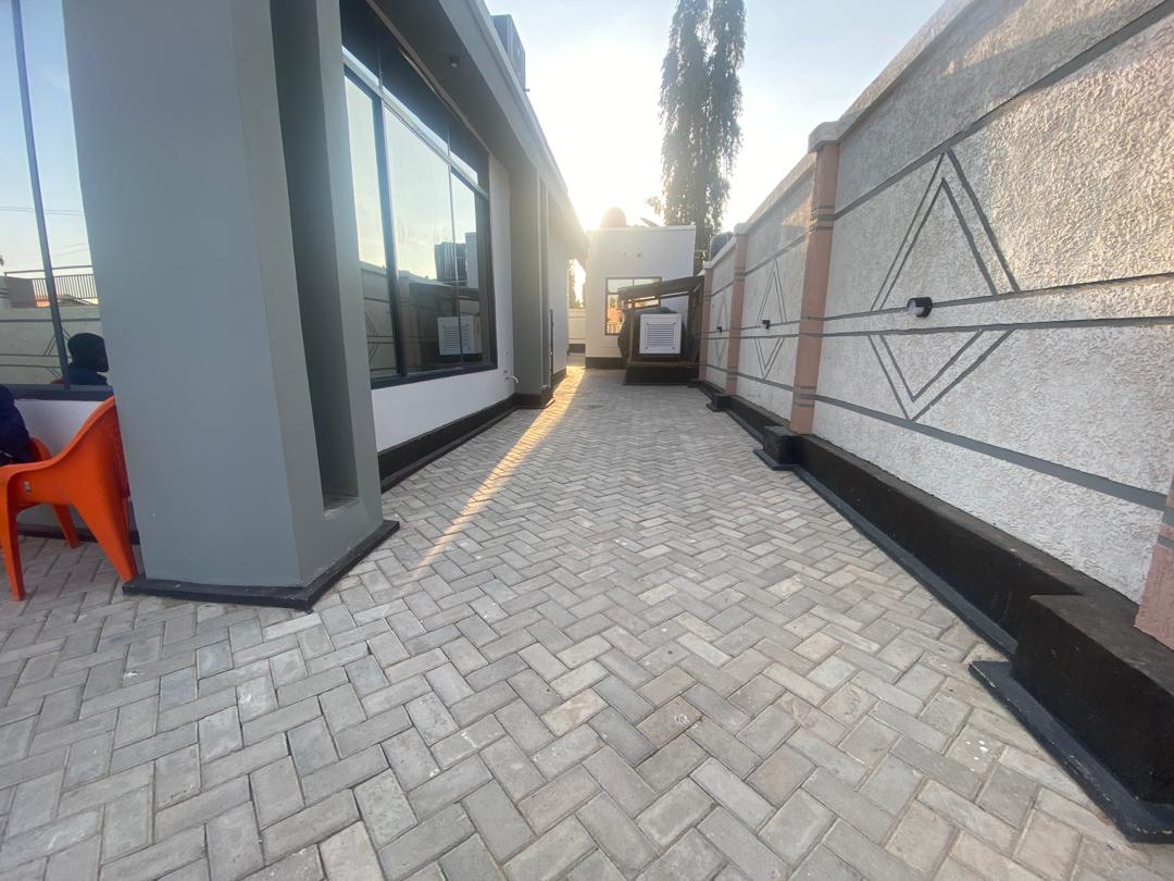 XoSuites Facilities